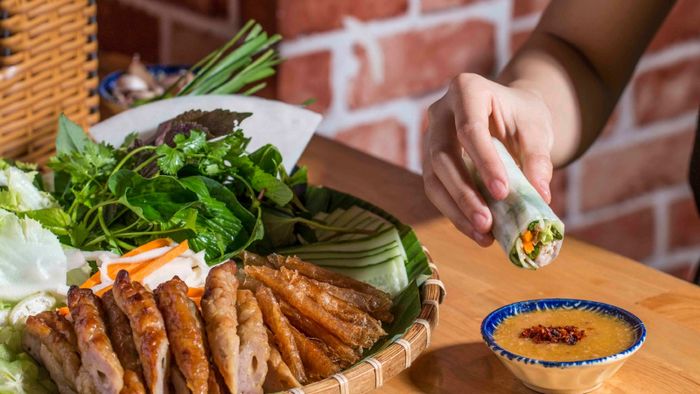 10 quán Nem Nướng Quận Bình Tân ngon không thể bỏ qua Sài Gòn Hồ Chí Minh (2)