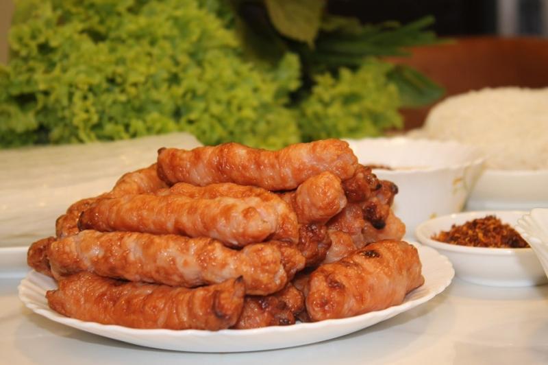 10 quán Nem Nướng Quận Bình Thạnh ngon cực nổi tiếng Sài Gòn Hồ Chí Minh (2)
